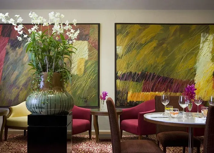 Mayfair, - Marriott Executive *