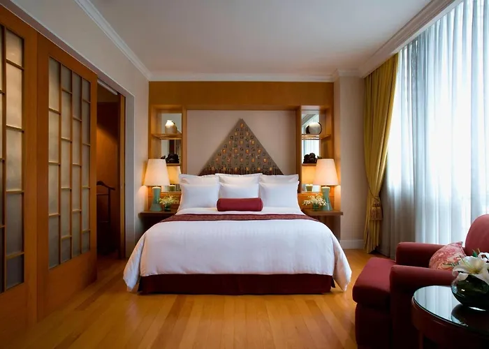 Mayfair, - Marriott Executive *