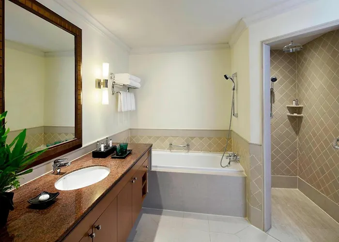Mayfair, - Marriott Executive