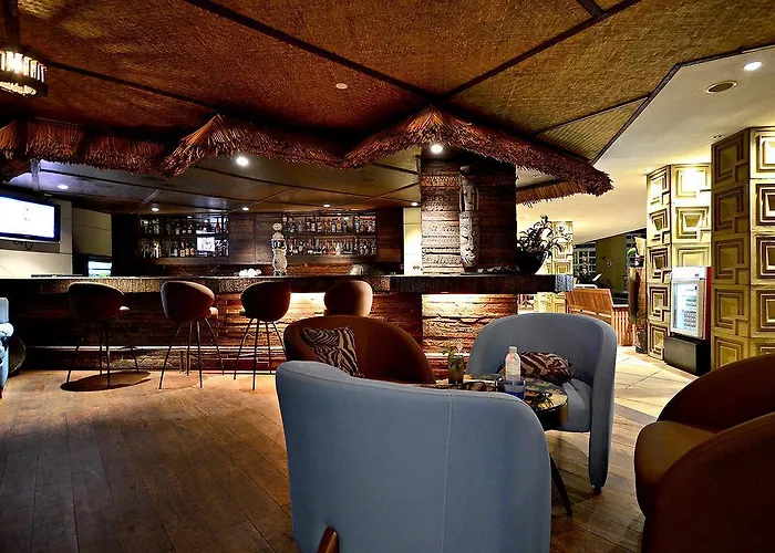 Mayfair, - Marriott Executive
