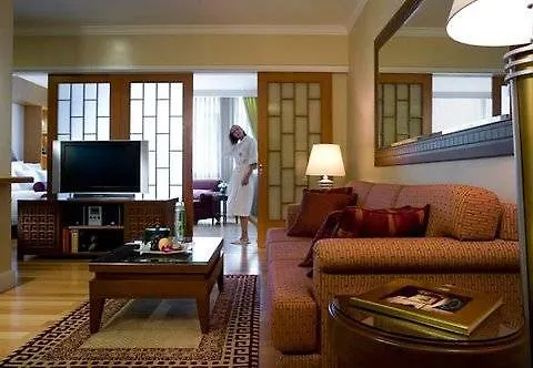 Mayfair, - Marriott Executive Апартаменты